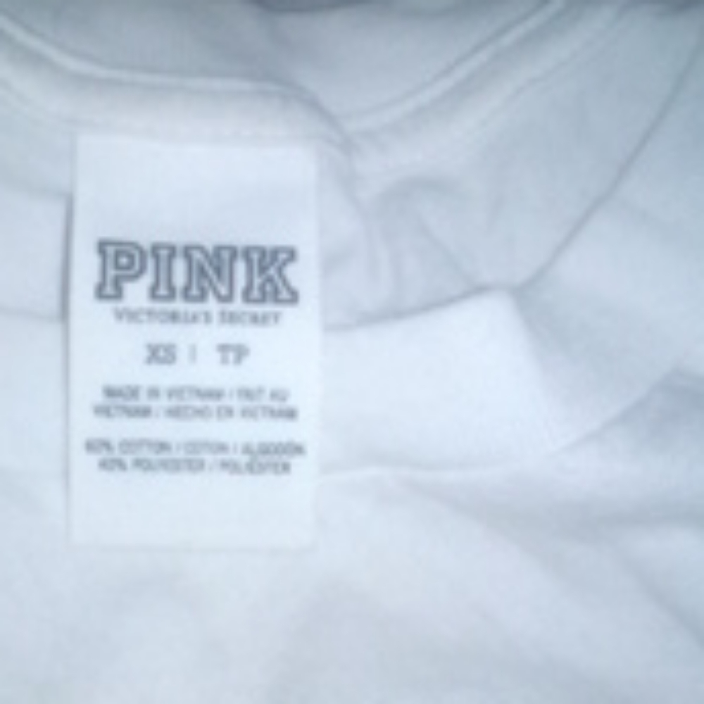 Vs xs fits like medium tank top